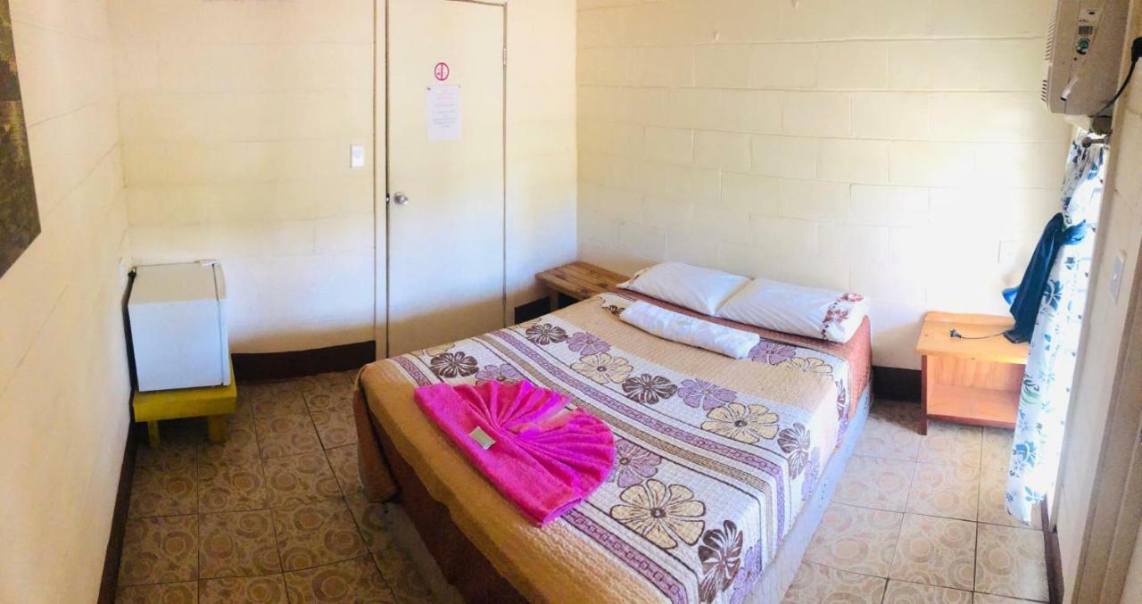 موليفانوا Transit Motel المظهر الخارجي الصورة