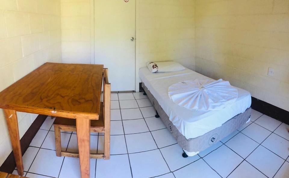موليفانوا Transit Motel المظهر الخارجي الصورة